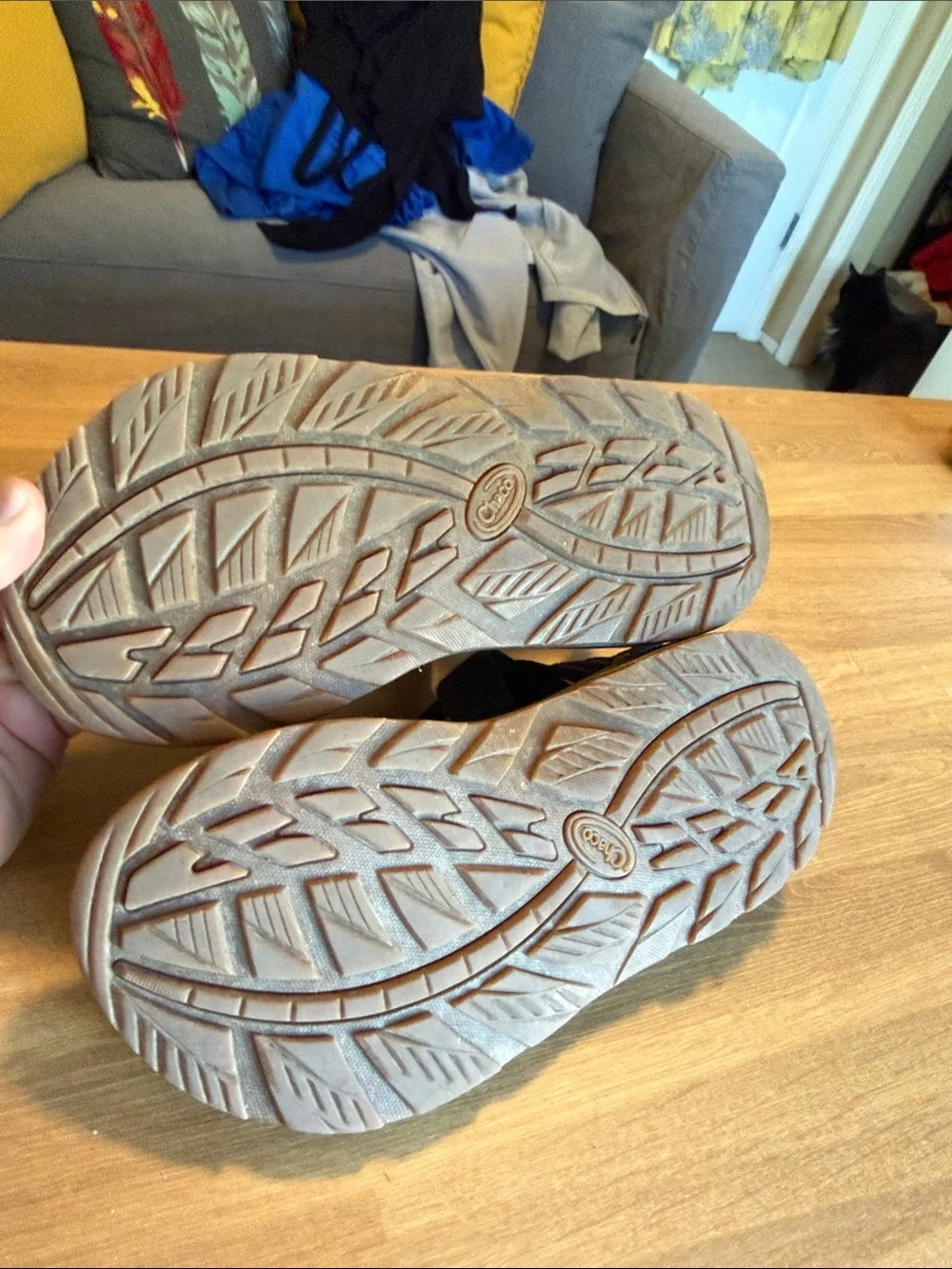 Men’s size 8 Black Outdoor Strappy Sandals Chaco